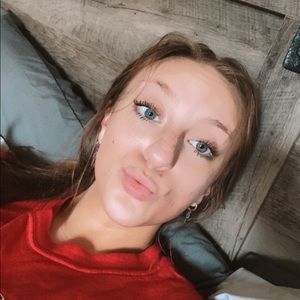 Meet your Posher, Lindsey